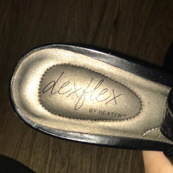 Heels - Picture 2 of 3